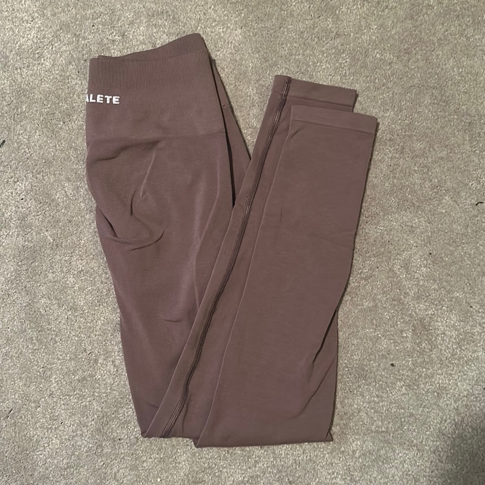 Alphalete Amplify Purple Dove - Small